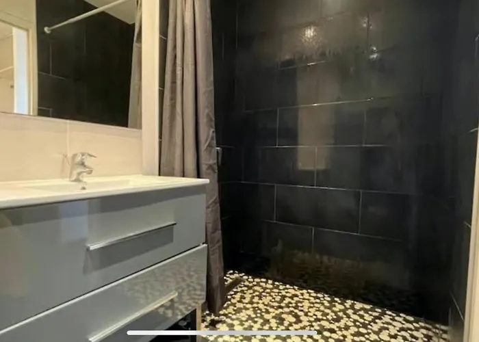 Le Canal - Proche Centre - Parking Prive - Clim Apartman